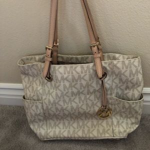 White & Cream Michael Kors purse